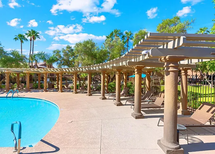 Le Maisonette * Scottsdale